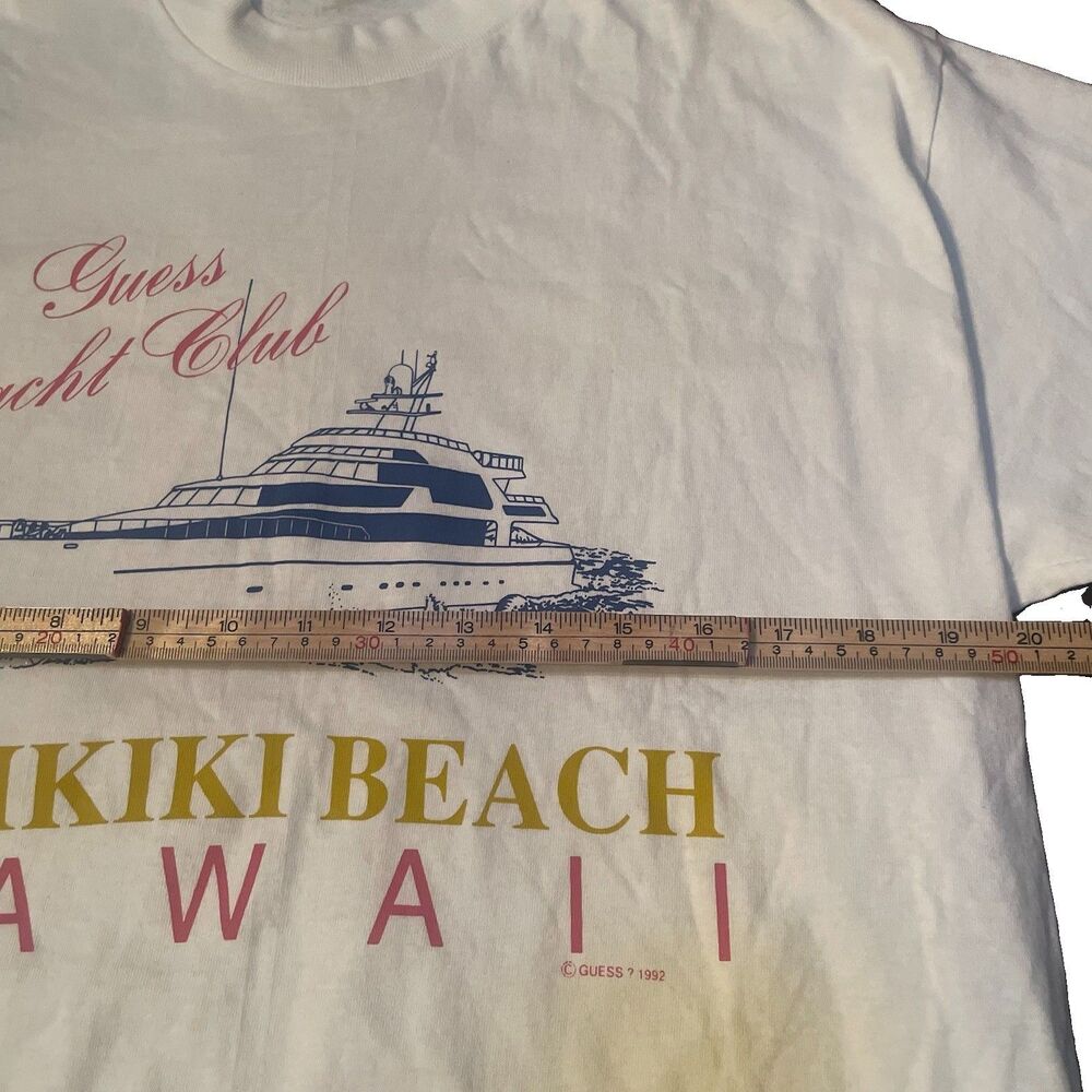 VTG 90s Guess Yacht Club Tee Single Stitch Old Money Waikiki Hawaii T-Shirt L - Picture 6 of 9